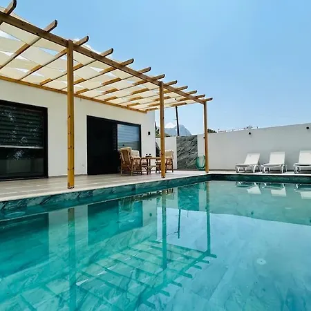 Villa Kovuk Villalari-villa Selen Private Pool And Jacuzzi